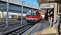 1144 268 bei der Ankunft im Bahnhof Wien Stadlau
