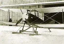 Die MK-1 mit Skifahrwerk