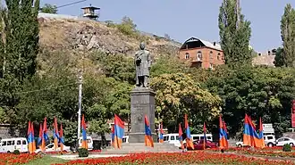 Chatschatur-Abowjan-Statue im Chatschatur-Abowjan-Park