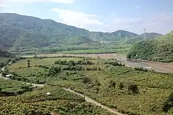Blick auf die Lushan-Flussebene