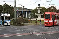 GT-E (Front- und Heckansicht) am Hauptbahnhof