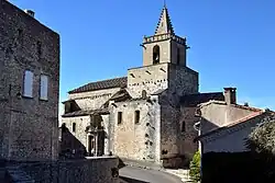 Die Liebfrauenkirche am Eingang zur Oberstadt von Venasque