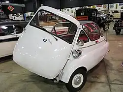 Isetta, Tupelo Automobile Museum, 2014