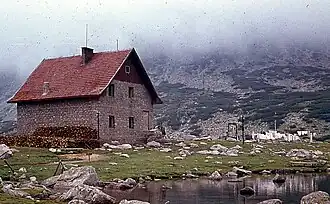 Die alte Berghütte Musala im Jahr 1969, abgebrannt 1988