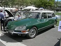 Citroën DS Break (1971–1975) mit Blinkern der US-Version
