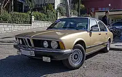 BMW 733i