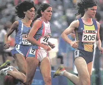 PattiSue Plumer (Mitte, in einem Rennen des Jahres 1989) erreichte Platz&nbsp;fünf