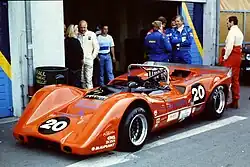 Denis Hulme (Zweiter von links) …