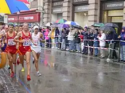 Marathonläufer in der Münchner Innenstadt beim&nbsp;Männerrennen