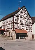 Das Fachwerkgebäude Dorfstraße 29 (von 1848/49) im Jahr 2002