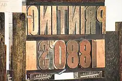 Historische Holzlettern