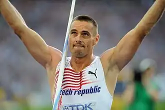 Roman Šebrle, unter anderem Ex-Weltrekordinhaber, Olympiasieger von 2008, Weltmeister von 2007, zweifacher Europameister (2002/2006), kam auf den sechsten Platz