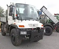 Neuerer Geräteträger-Unimog (Baureihe 405) aktuelle Baureihe