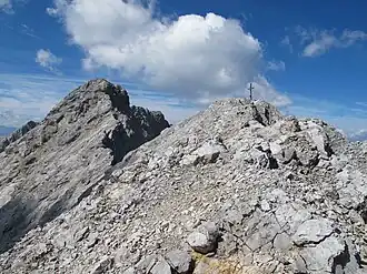 Der Gipfel des Kleinen Lafatscher, links Großer Lafatscher