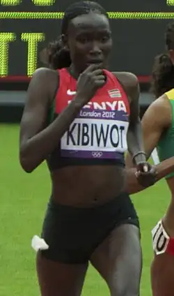 Vier Kenianerinnen auf den folgenden Rängen: Violet Kibiwot, Platz&nbsp;vier