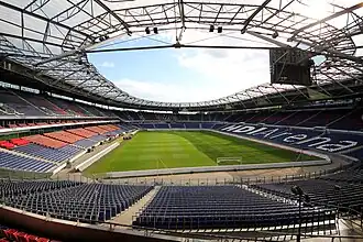 AWD-Arena (FIFA World Cup Stadium, Hannover) Ort: Hannover Kapazität: 43.000[25] Verein: Hannover 96