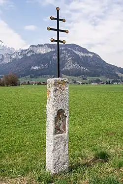 Nischenblockpfeiler in St. Johann in Tirol