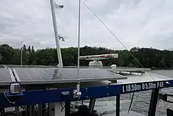 Blick auf die Solarzellen der FährBär 1