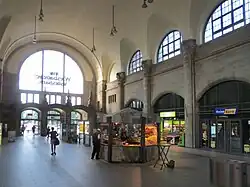 Empfangshalle des Hauptbahnhofs Wiesbaden, Stichkappentonne, 1904–1906