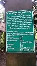 Informationstafel am Fuß des Turmes