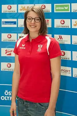 Olivia Hofmann bei der Olympiaeinkleidung 2016