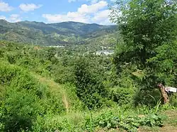 Blick herab auf das Gefängnis Becora von Nordwesten aus, nördlich des Benamauc