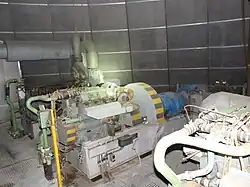 Notstromgeneratoren im Turmfuß