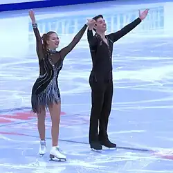 Das Eistanzpaar Alisa Agafonova und Alper Uçar