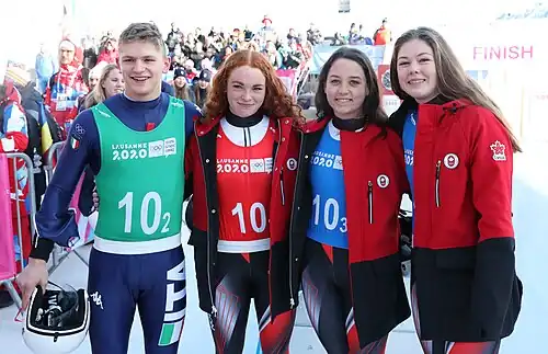 Kailey Allan, Alex Gufler und Caitilin Nash/Natalie Corless