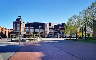 Elbeforum/Ansicht von Norden/im Vordergrund der Von-Humboldt-Platz