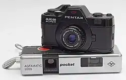 PENTAX auto 110 SUPER auf einer Agfa AGFAMATIC 2000 pocket Sensor