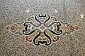 Mosaik im Erdgeschoss