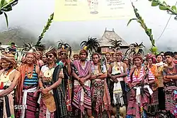 Einwohner Goularas in traditioneller Tracht