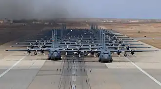 24 Lockheed C-130 2014 auf der Dyess Air Force Base