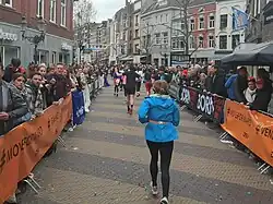 Etwa 300 Meter vor dem Ziel