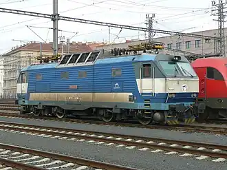 350 005 in Praha hl. n.