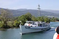 MS Ville d’Yverdon im Zihlkanal