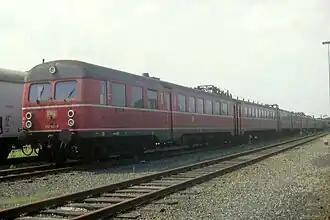 DB 432 122 im AW Oldenburg 1984