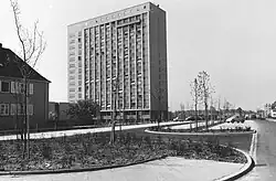 Fotografie des DRV-Hochhauses Mitte der 1960er Jahre.