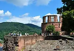 Heutiger oberer Abschluss des halb weggesprengten Rondells