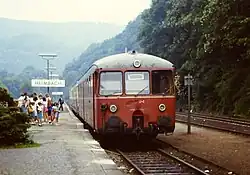 515 in roter Lackierung in Heimbach (Eifel)