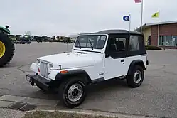 1994 YJ mit Softtop und Stahlhalbtüren