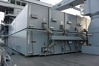 „MERZ“ an Deck der Berlin