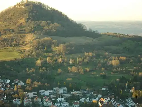 Ähnliches gilt im Blick auf die Achalm zwischen Reutlingen und Eningen unter Achalm