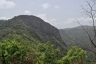 Blick vom Mount Afadjato auf den Aduadu