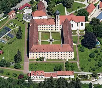 Zisterzienserinnenabtei Oberschönenfeld von Süden aus der Luft gesehen