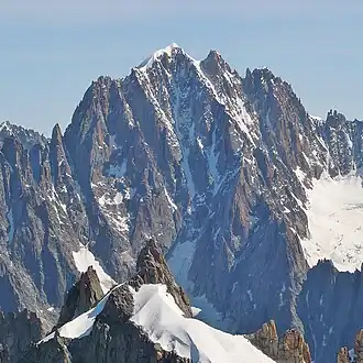 Aiguille Verte und rechts davon Grande Rocheuse und Aiguille du Jardin