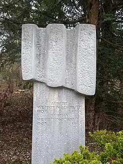 Albert Wettstein-Schmutz (1907–1974) Chemiker. Bertha Wettstein-Schmutz (1904–1993). Grab Friedhof am Hörnli
