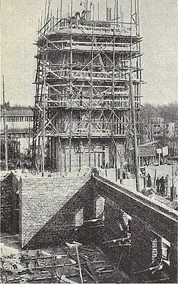 Bau des Turms; Baufortschritt am 28. März 1927 bei einer erreichten Höhe von 28 Metern