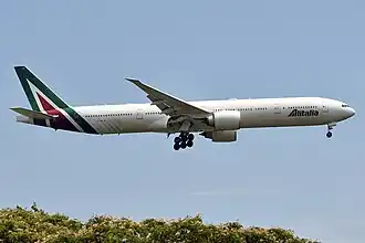 Boeing 777-300ER der Alitalia